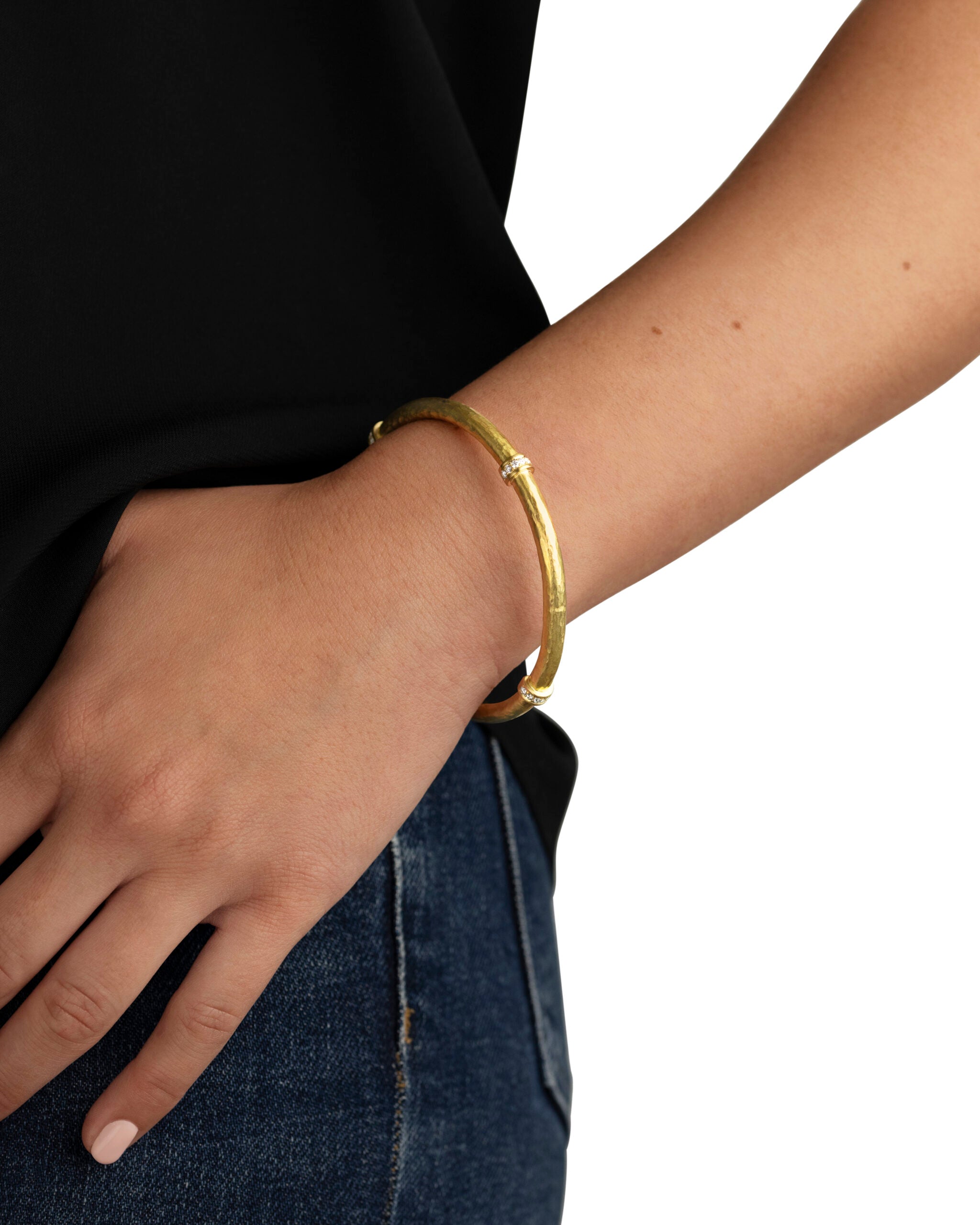 18k Hammered Hollow-Constructed Bangle Bracelet with Diamonds