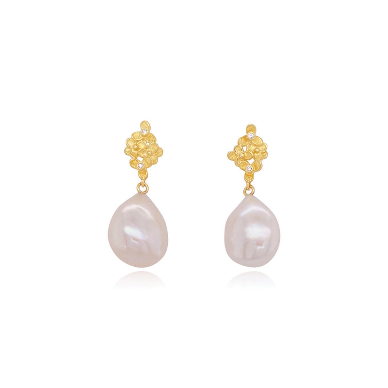 Fresh Water Baroque Pearl with Trillium Top Earring