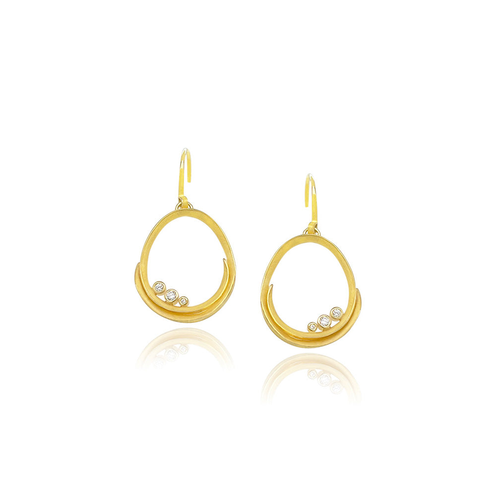 oval blades of grass earrings with diamonds