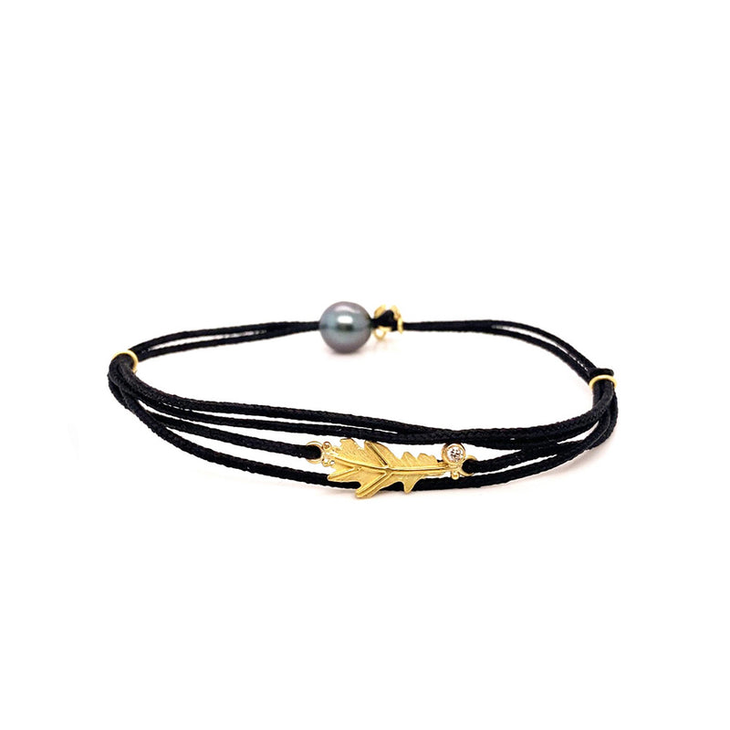 Adjustable Oak Leaf Bracelet with Black Tahitian Pearl