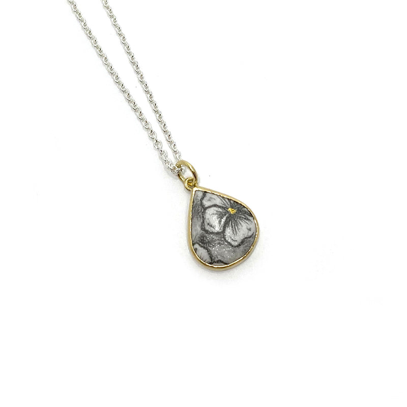Viola Teardrop Charm Ii
