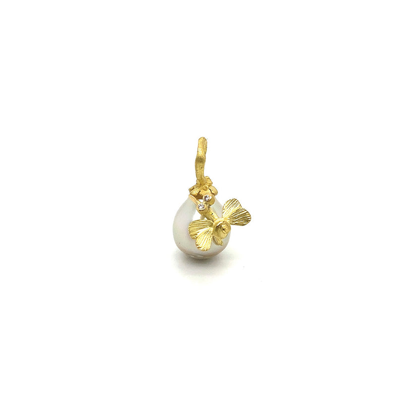 Fiji Pearl Pendant with 18K Yellow Gold "Garden Bird Bug"