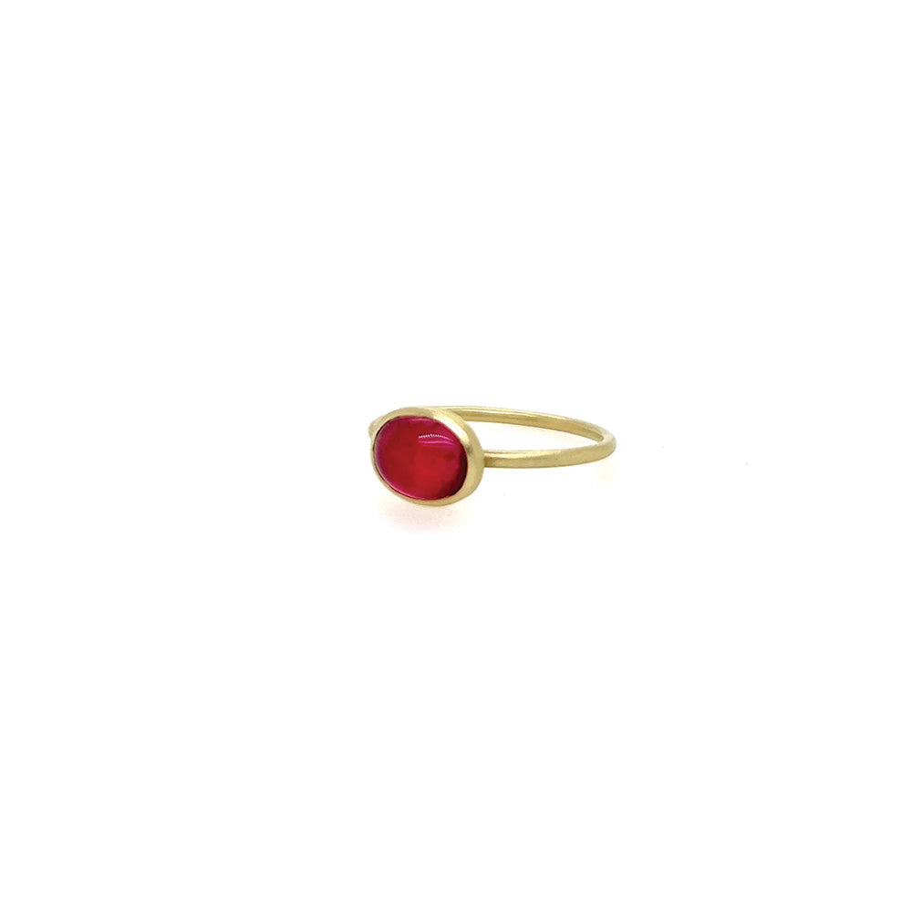 Rubellite tourmaline cabochon ring in 14k green gold