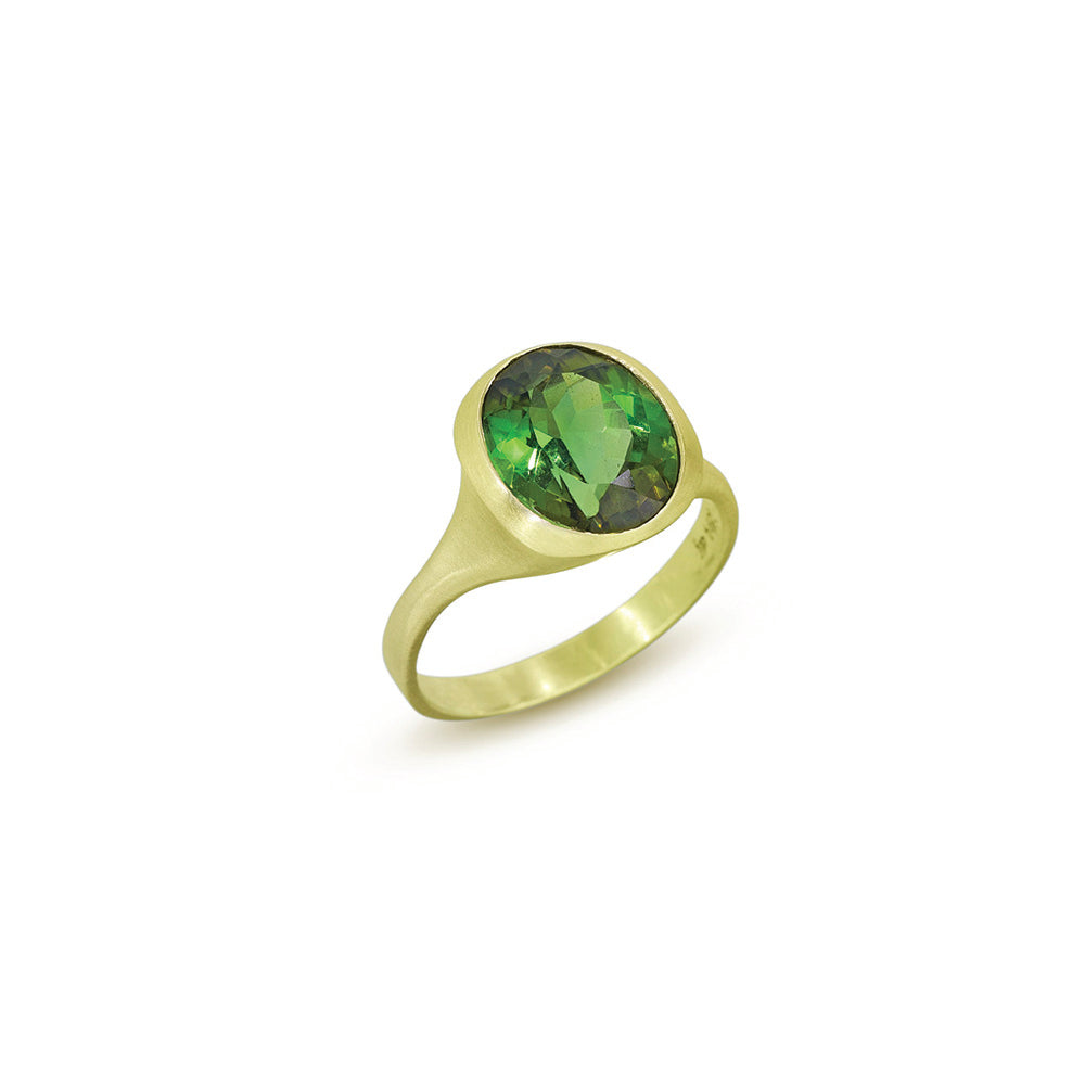 Amphora ring with green tourmaline in 14k green gold