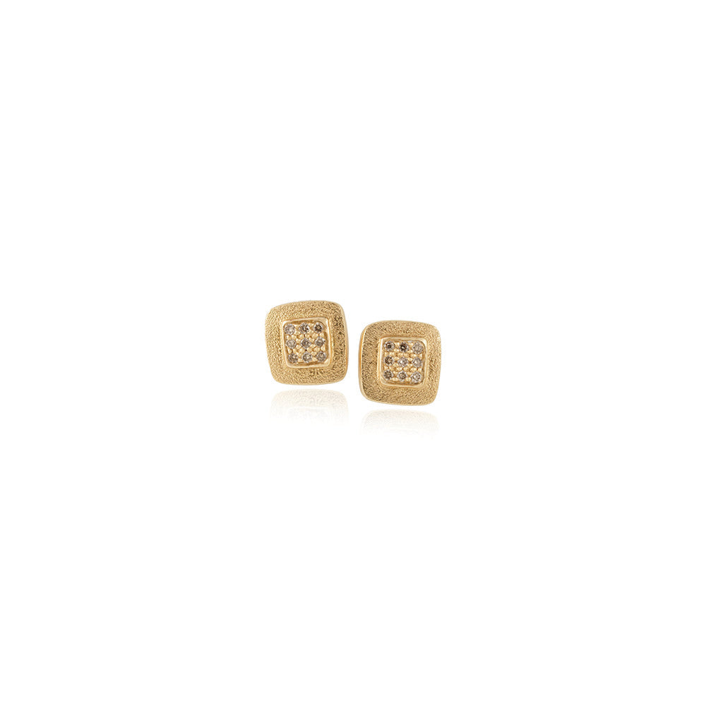 venetian stud earrings